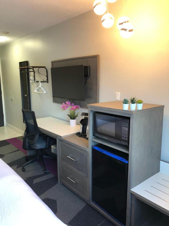 The Spot At Porpoise Bay Motel ซีเชลท์ ภายนอก รูปภาพ